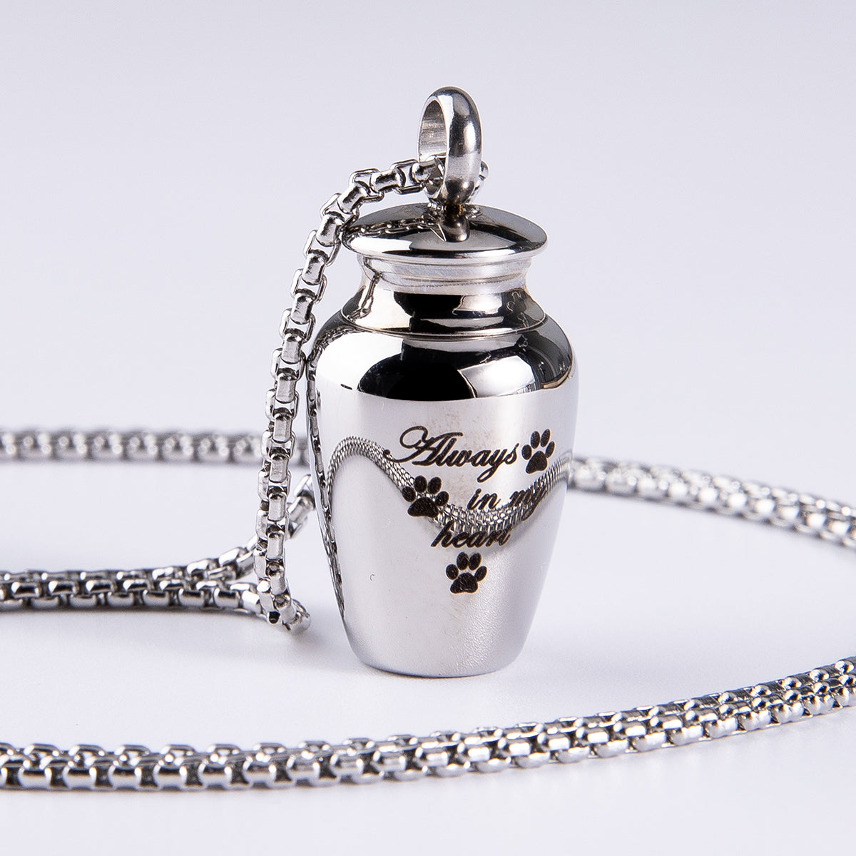 Fanery sue Personalized Cremation Urn Necklace for Human/Pet Ashes Customizable Engraved Keepsake Memorial Jewelry